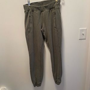 Green lululemon sweatpants joggers